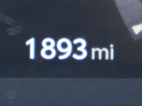 Certified 2025 Toyota Tacoma SR5 image 25