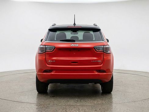 Used 2025 Jeep Compass Limited image 7