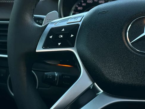 Used 2013 Mercedes-Benz ML 63 AMG 4MATIC image 28