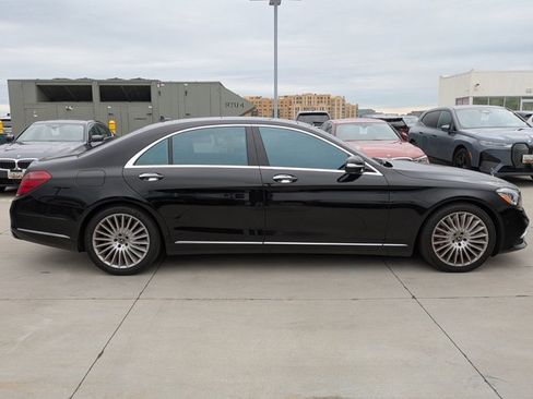 Used 2018 Mercedes-Benz S 560 4MATIC Sedan image 4