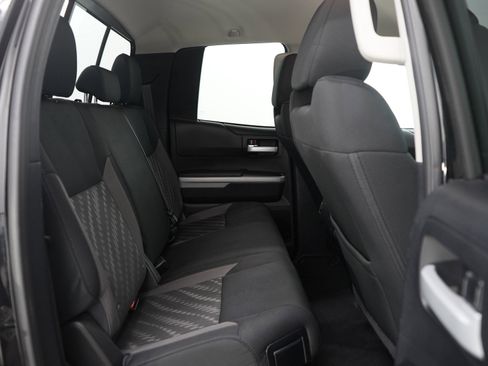 Used 2018 Toyota Tundra SR5 image 12