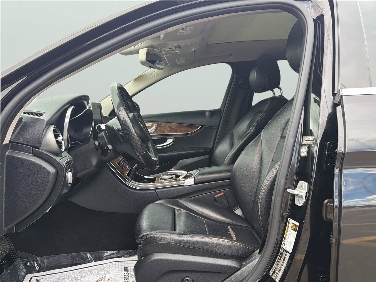 Used 2015 Mercedes-Benz C 300 4MATIC Sedan image 12