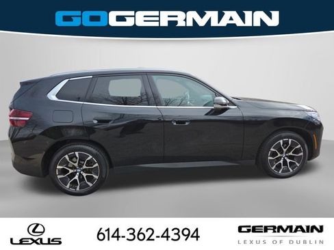 Used 2025 BMW X3 xDrive30i w/ Convenience Package image 9