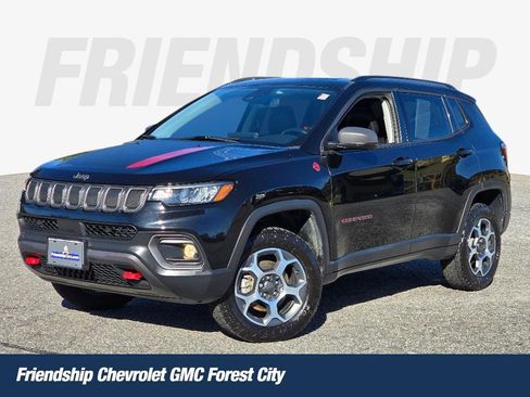 Used 2022 Jeep Compass Trailhawk w/ Sun and Sound Group image 1