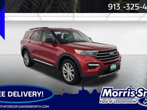 Used 2023 Ford Explorer XLT w/ Equipment Group 202A AWD/4WD image 1