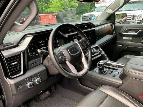Used 2024 GMC Sierra 1500 Denali AWD/4WD image 14