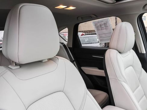 Used 2023 MAZDA CX-5 AWD 2.5 S w/ Premium Package image 40