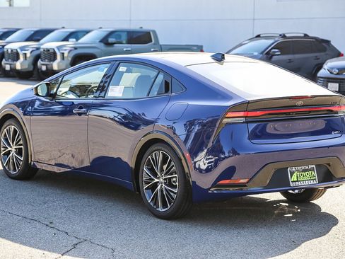 New 2026 Toyota Prius Limited image 8