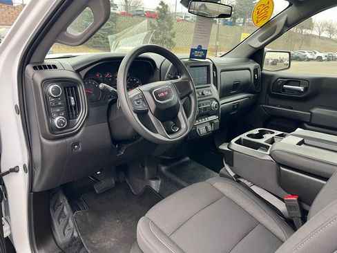 Used 2025 GMC Sierra 1500 Pro w/ Pro Value Package AWD/4WD image 18