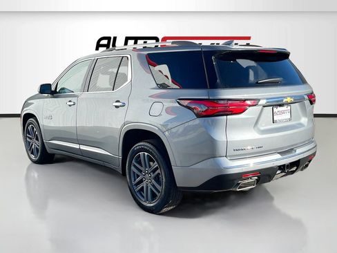 Used 2023 Chevrolet Traverse High Country AWD/4WD image 5