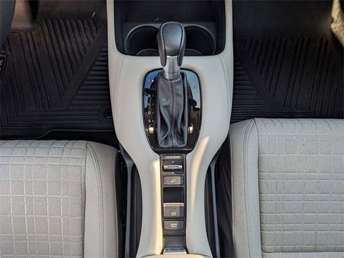 Used 2024 Honda HR-V LX image 14