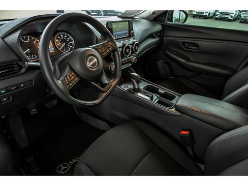 Used 2025 Nissan Sentra S image 10