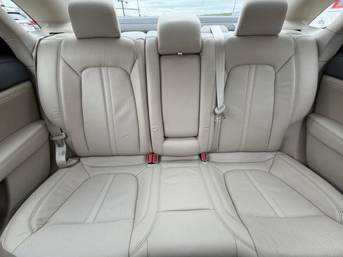 Used 2017 Lincoln MKZ Reserve FWD image 28