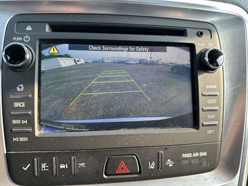 Used 2017 GMC Acadia Limited SLT FWD image 25