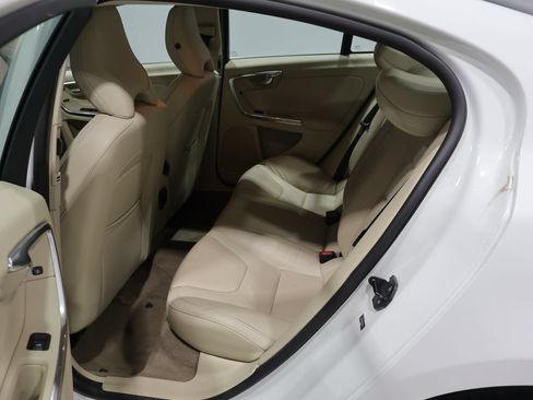 Used 2013 Volvo S60 T5 AWD/4WD image 16