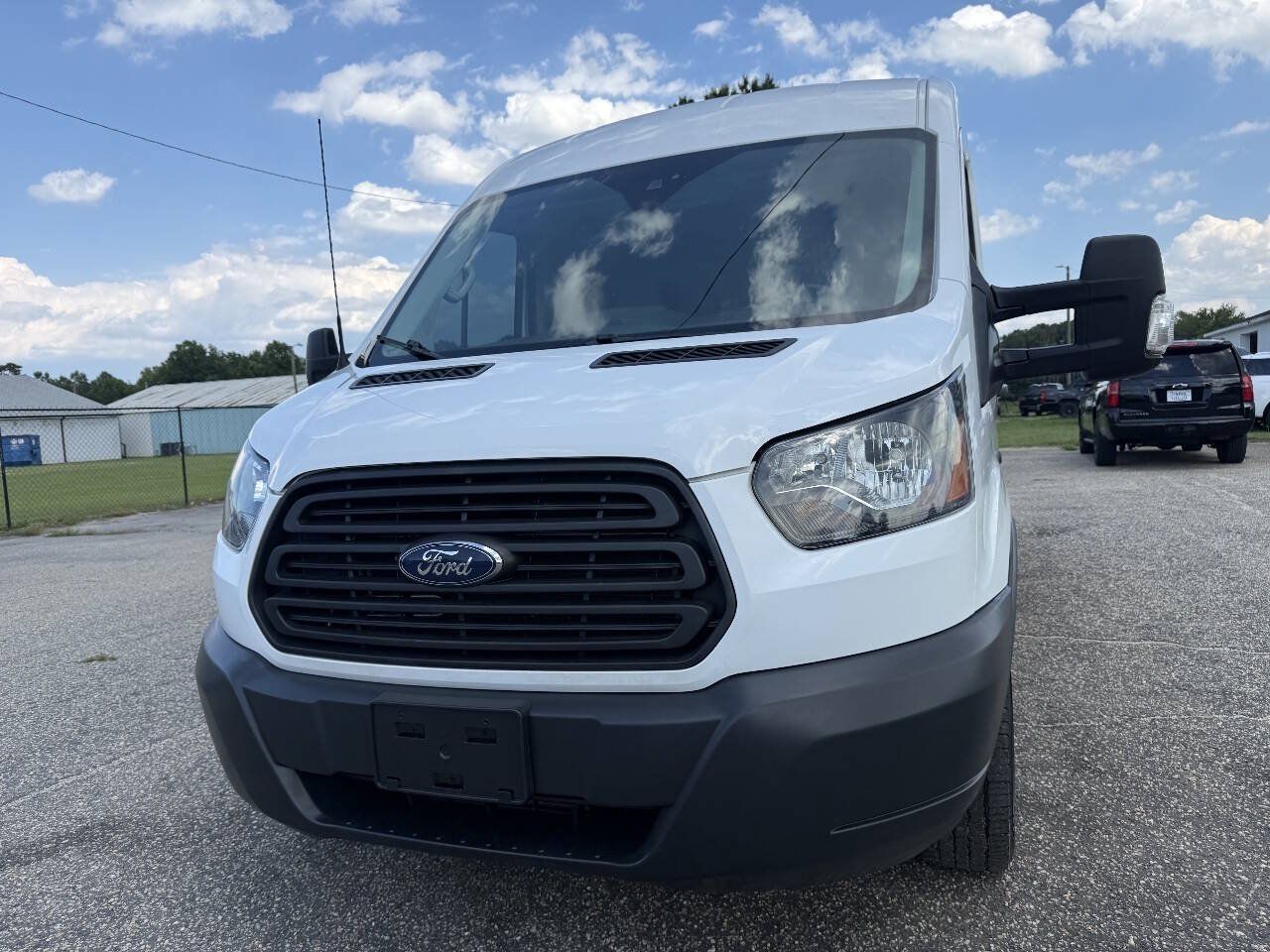 Used 2018 Ford Transit 350 148 Medium Roof RWD image 5