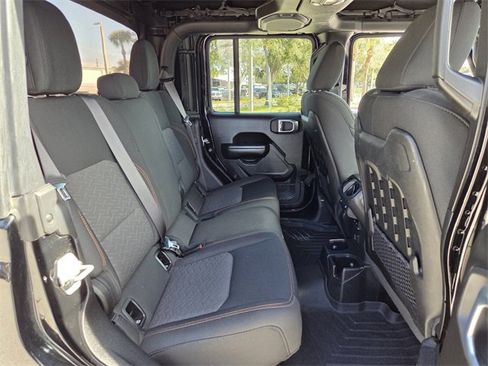 Certified 2021 Jeep Gladiator Mojave w/ Trailer Tow Package image 17