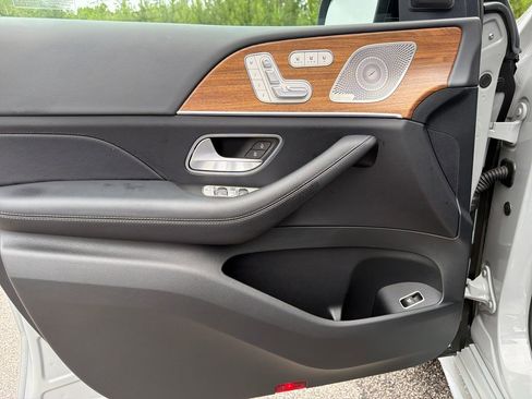 Certified 2025 Mercedes-Benz GLE 350 4MATIC image 44