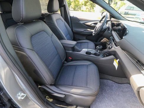 New 2025 Buick Envista Preferred w/ Convenience I Package FWD image 21