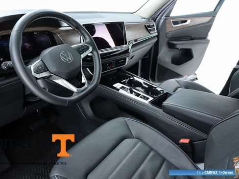 Used 2025 Volkswagen Atlas SEL image 59