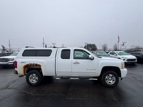 Used 2011 Chevrolet Silverado 1500 LT w/ All-Star Edition image 4