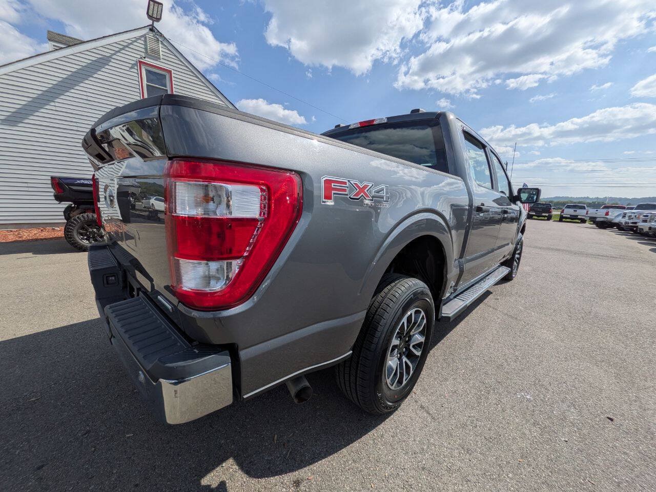 Used 2021 Ford F150 XL w/ FX4 Off-Road Package AWD/4WD image 9