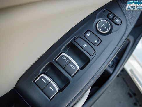 Used 2019 Honda Accord EX-L image 11