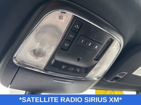 Used 2021 Jeep Grand Cherokee Limited AWD/4WD image 15