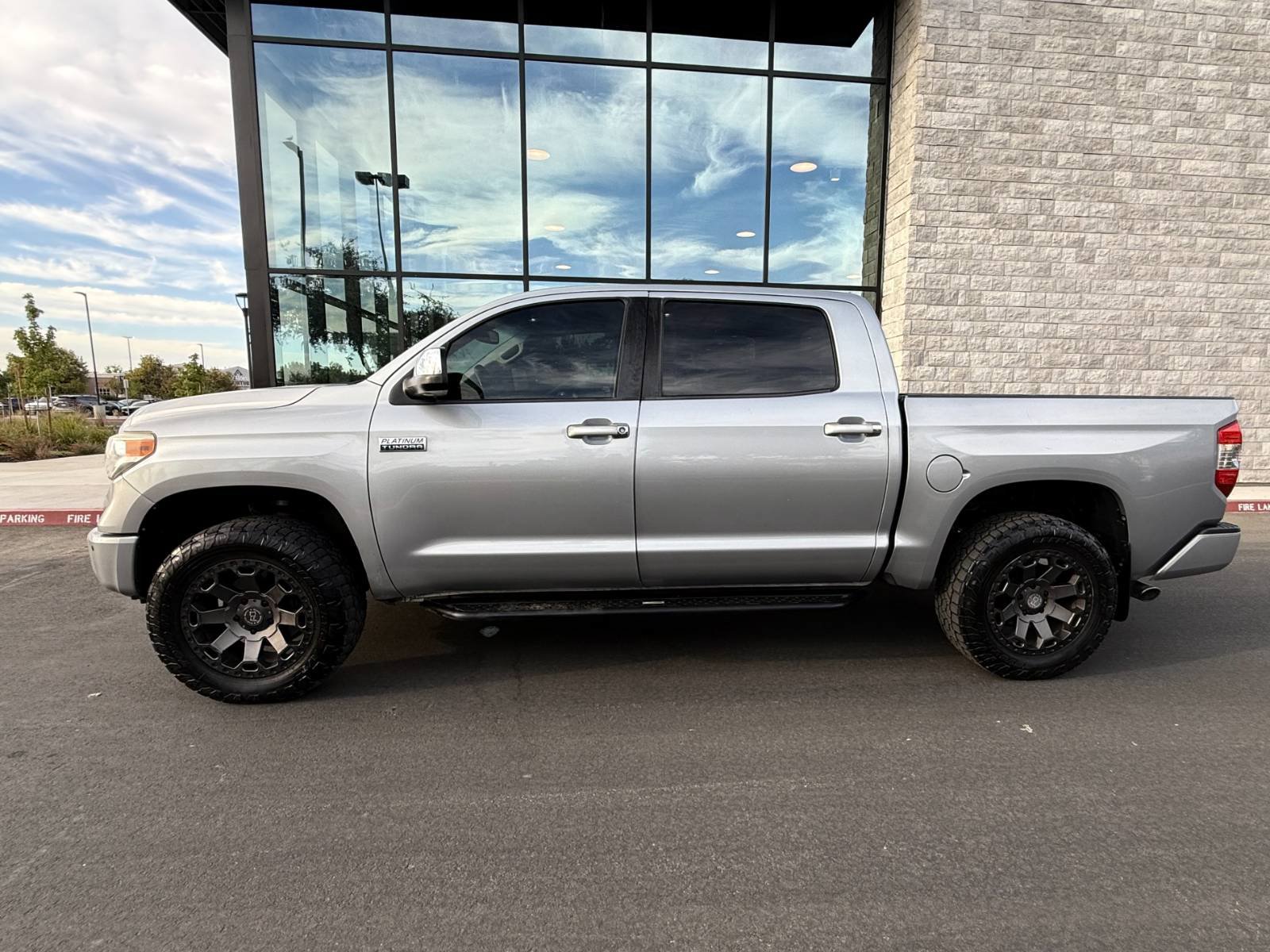 Used 2015 Toyota Tundra Platinum AWD/4WD image 12