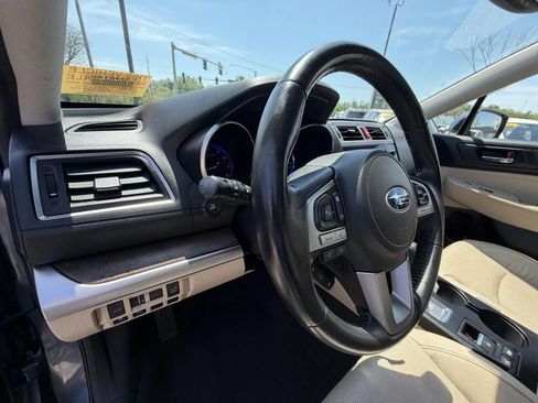 Used 2015 Subaru Outback 2.5i Limited AWD/4WD image 11