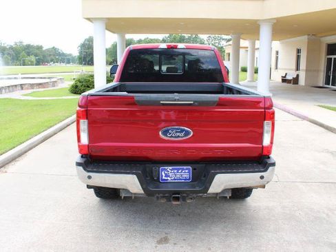 Used 2019 Ford F250 Lariat w/ Lariat Ultimate Package AWD/4WD image 14