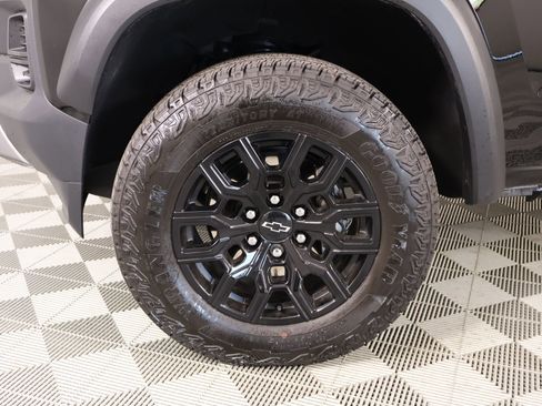 Used 2026 Chevrolet Colorado Trail Boss image 17