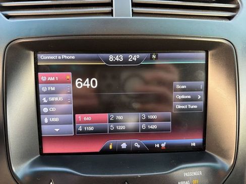 Used 2014 Ford Explorer XLT w/ Equipment Group 202A image 18