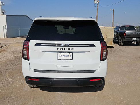 Used 2024 Chevrolet Tahoe Z71 w/ Luxury Package AWD/4WD image 7