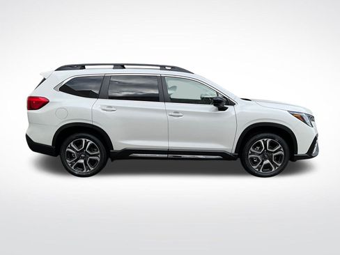 New 2026 Subaru Ascent Limited image 6
