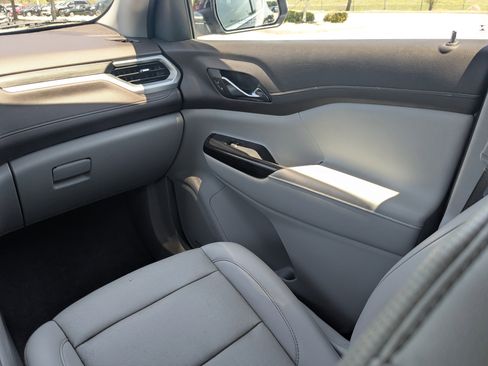 Used 2021 GMC Acadia SLT w/ Premium Package AWD/4WD image 23