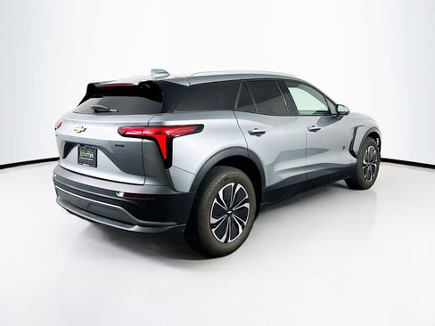 Used 2024 Chevrolet Blazer EV LT AWD/4WD image 9