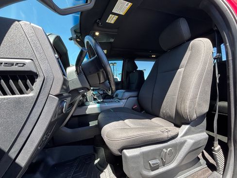 Used 2018 Ford F150 XLT w/ Equipment Group 302A Luxury AWD/4WD image 8