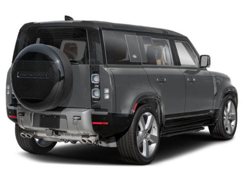 Used 2024 Land Rover Defender 110 V8 AWD/4WD image 2