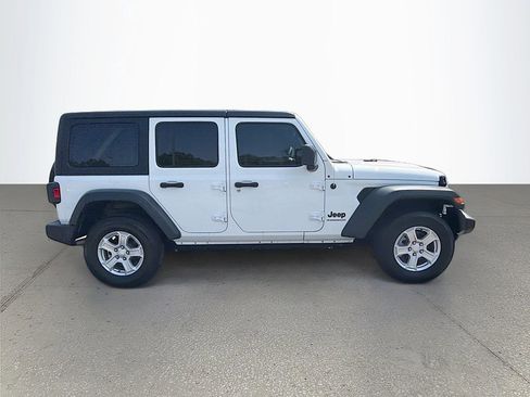 Used 2023 Jeep Wrangler Unlimited Sport AWD/4WD image 3