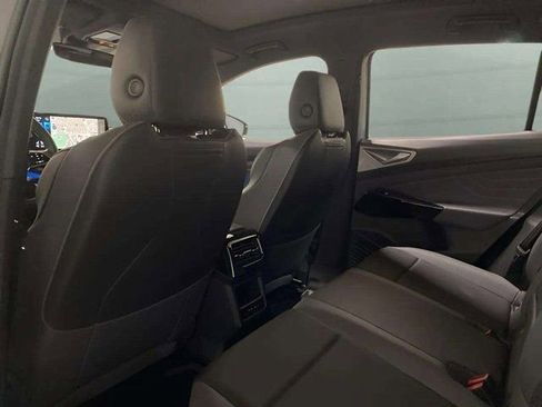 Used 2024 Volkswagen ID.4 S image 18