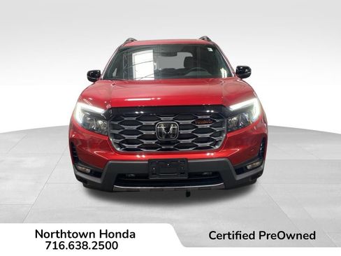 Certified 2023 Honda Passport TrailSport image 3