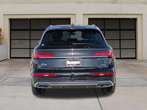 Used 2023 Audi Q5 2.0T Premium w/ Convenience Package image 5