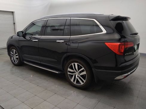 Used 2017 Honda Pilot Touring image 3