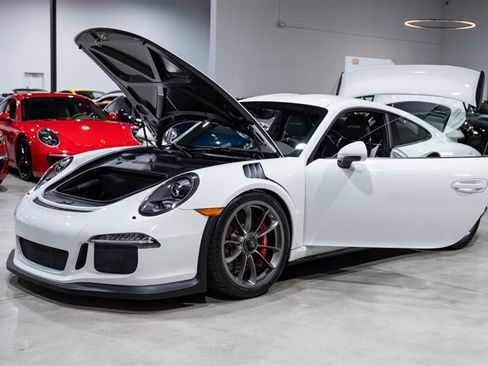 Used 2016 Porsche 911 GT3 RS RWD image 34