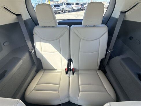 Used 2020 Cadillac XT6 Premium Luxury image 23