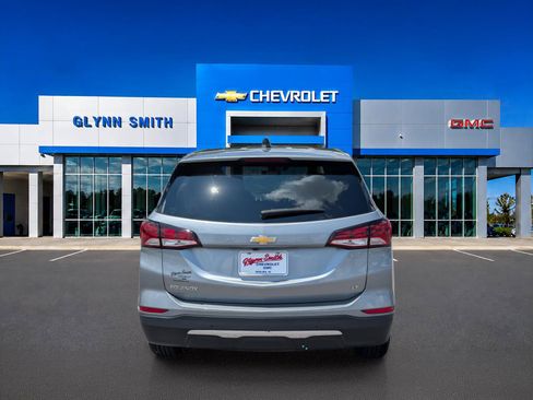 Used 2024 Chevrolet Equinox LT FWD image 9