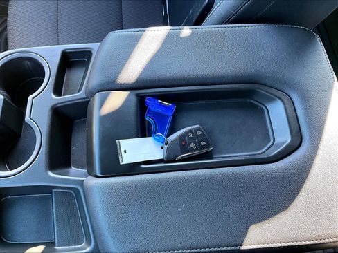 Used 2022 Chevrolet Silverado 1500 LT image 30