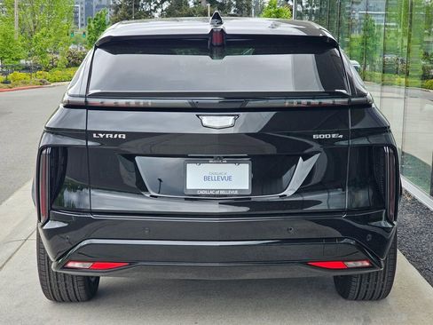 New 2026 Cadillac Lyriq Sport AWD/4WD image 4