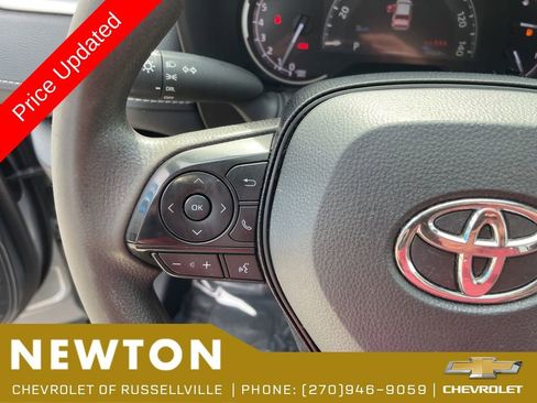 Used 2025 Toyota RAV4 LE FWD image 13